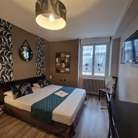 Hotel Saint Francois Precigne Soiree Etape Sur Demande Proche Sable-Sur-Sarthe Exterior photo
